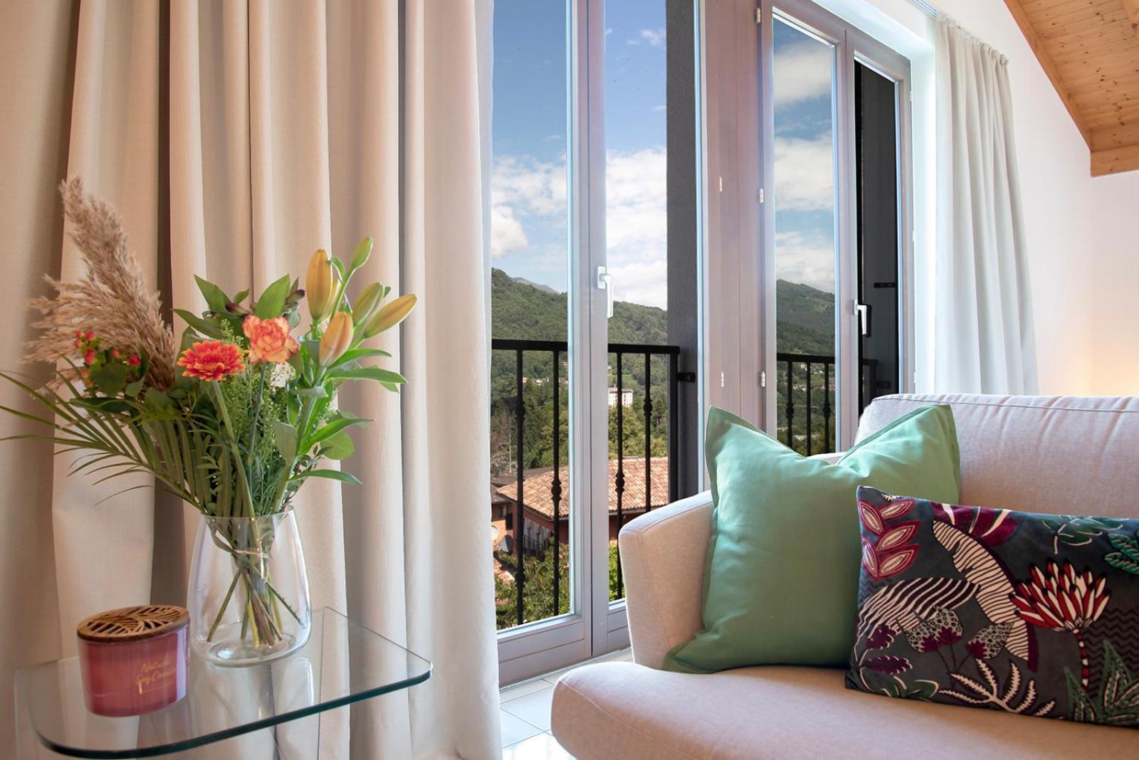 Apartment With View - Free Parking - Aurora Lugano