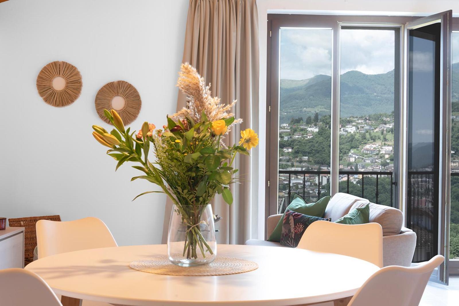 With View - Free Parking - Aurora Apartment Lugano